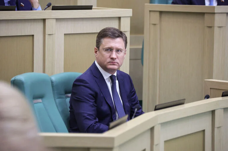Новак: Экономика России адаптировалась к внешним вызовам на 80%