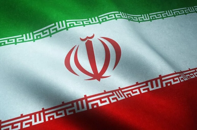IRIB: Грузовое судно село на мель в Ормузском проливе