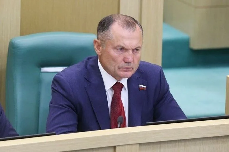 Сенатор Мурог рассказал о порядке распределения мест в общежитиях вузов
