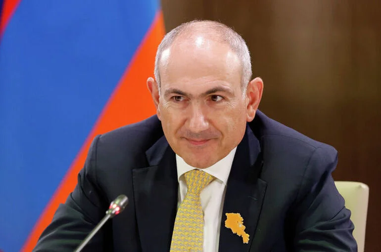 Зачем Пашинян приехал в Россию