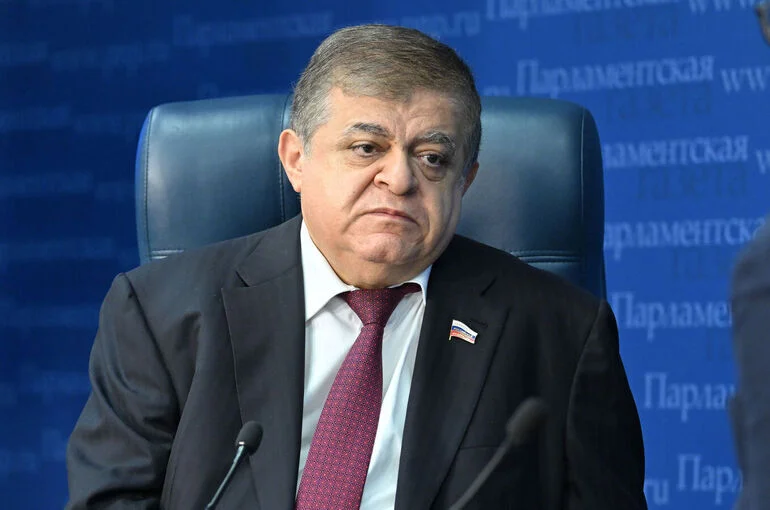 Сенатор Джабаров: Трамп больше не сможет повлиять на шаги России по вопросу Украины