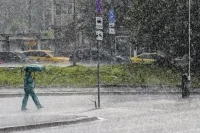 Москвичей предупредили об аномальных ливнях в выходные