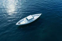 Во Вьетнаме перевернулся скоростной катер, 15 человек погибли