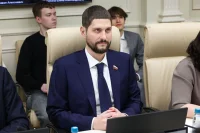 Сенатор Волошин: Молодежь разных стран продолжает дружить независимо от политики