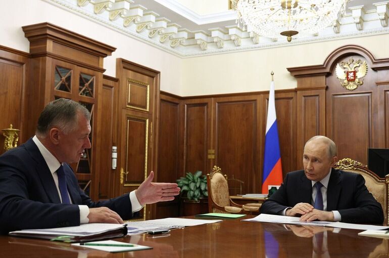 Путин: Россияне должны получать возводимое жилье вовремя и нужного качества