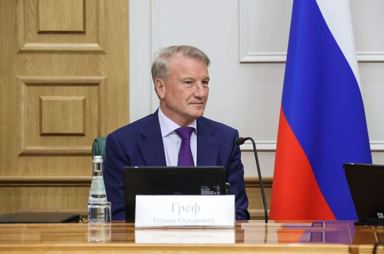 Греф: Эффективность ученых будет зависеть от умения взаимодействовать с ИИ