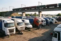 МЧС запретило размещать электрокары и стоянки фур под ж/д мостами