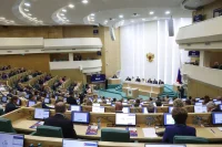Сенаторы одобрили закон о повышении пороговых значений госзакупок у малого бизнеса