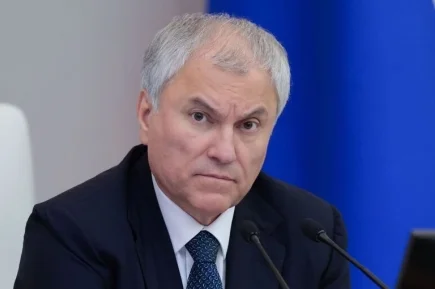 Володин завершил выступление по итогам созыва словами «Россия, Путин, победа»