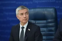 Депутат Ревенко: Закон об ИИ не запрещает использование зарубежных сервисов