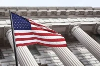 Политолог: Трамп не изменил отношения к Зеленскому, но учитывает его практическую пользу