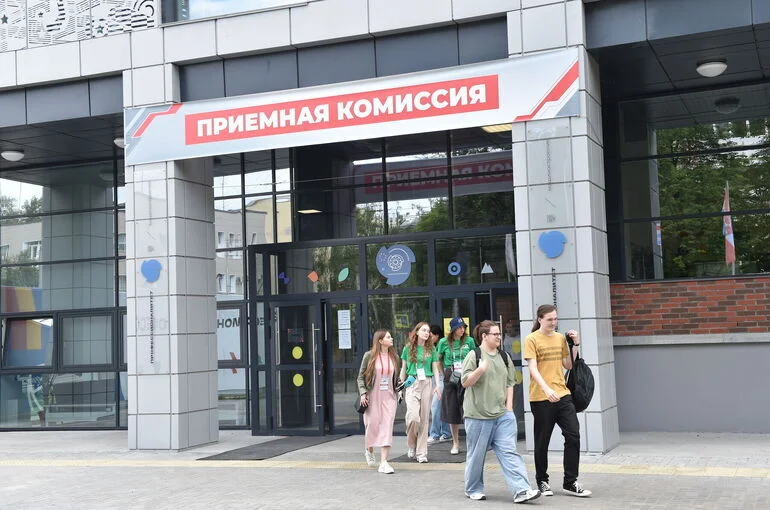 Сенатор Мурог заявил о том, что региональные вузы успешно соперничают со столичными