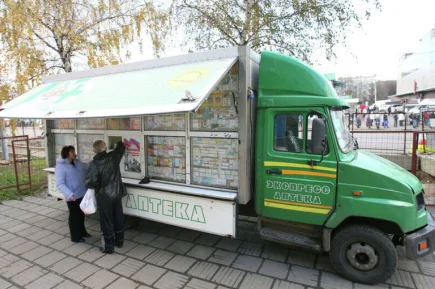В регионы отправятся аптеки на колесах