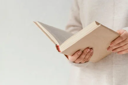 Книга «Заводной апельсин» подлежит маркировке в России