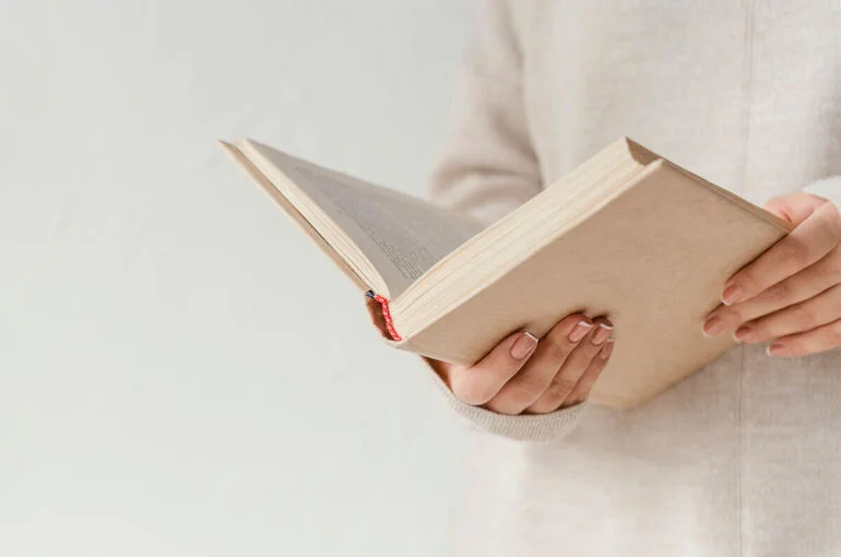 Книга «Заводной апельсин» подлежит маркировке в России