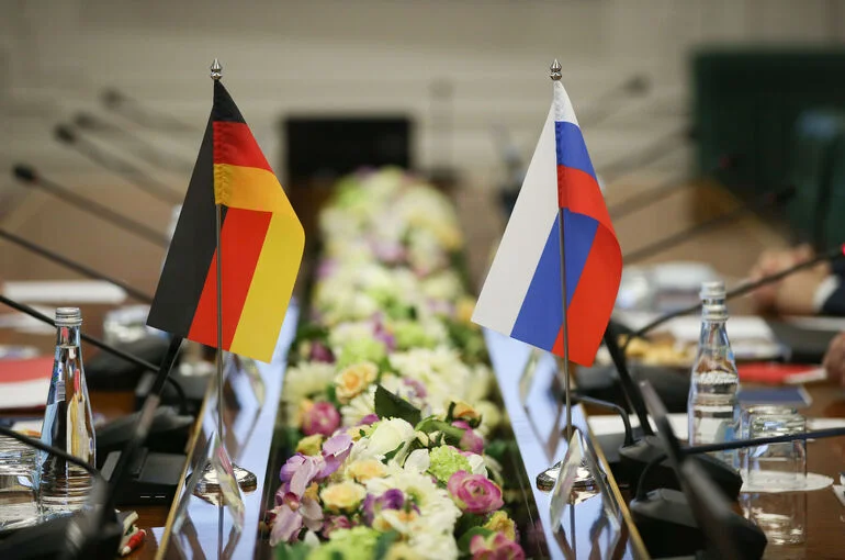 Политолог: Приход к власти АдГ улучшит отношения России и Германии