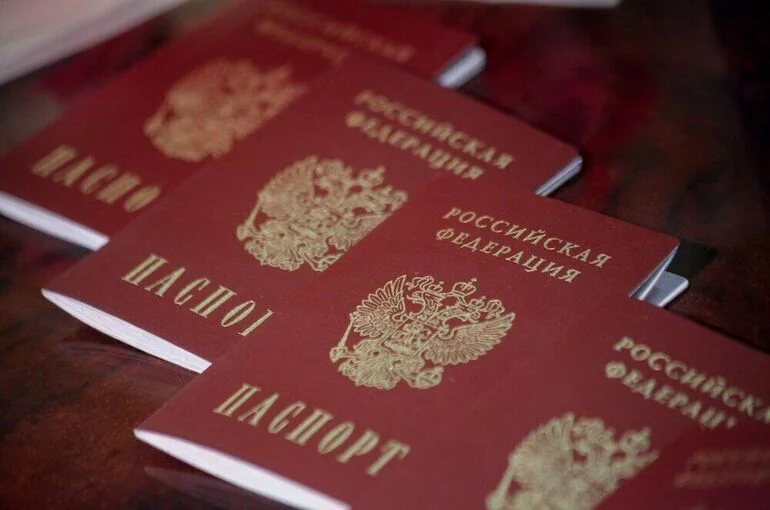 Госпошлина за получение гражданства РФ выросла почти в 12 раз