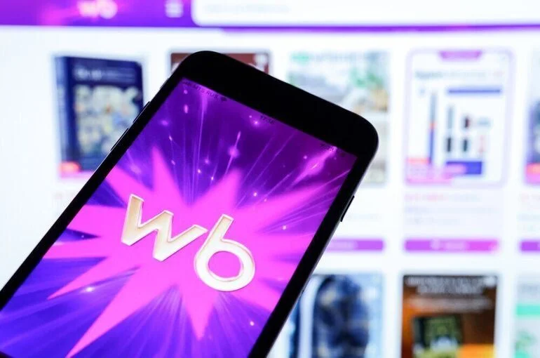 В Wildberries разъяснили правила пользования телефонами на своих объектах 