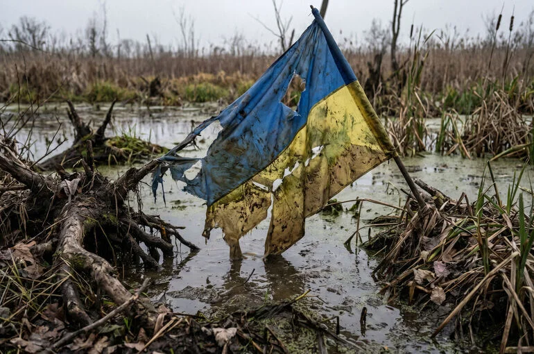 Политолог: Украина продолжает атаковать РФ дронами благодаря помощи Запада