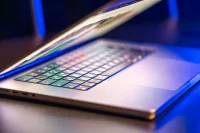 Россиянам рекомендовали использовать виртуальную карту при покупках в интернете