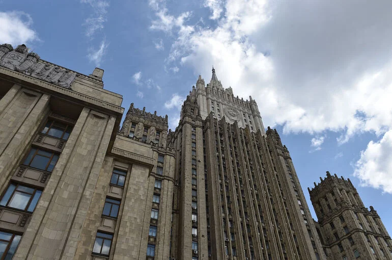 В МИД России назвали причину постоянной смены риторики США по Украине