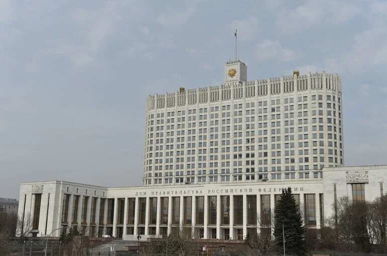 Правительство перенесло введение экспортной пошлины на алмазы
