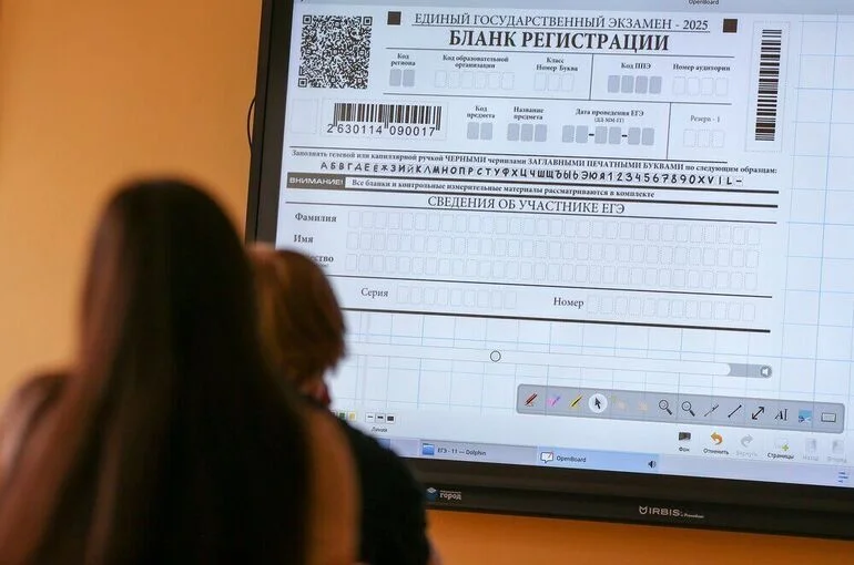 Рособрнадзор не планирует усложнять задания ЕГЭ