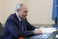 Путин заявил о важности работы по увековечению памяти героев СВО