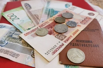 Кто в сентябре получит прибавку к пенсии