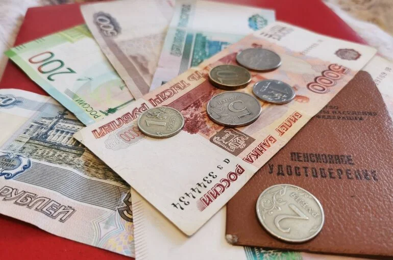 Кто в сентябре получит прибавку к пенсии