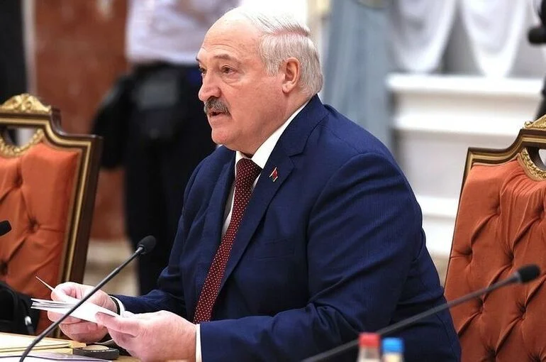Лукашенко оценил слухи о передаче власти своим детям
