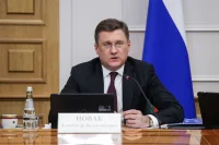 Новак поручил ужесточить контроль за ценами и поставками топлива в регионы