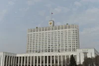 Кабмин разрешил управлять грузовиками и автобусами людям без ноги или руки