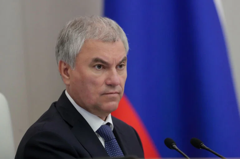 Володин заявил о том, что Украину загнали в многовековую кабалу