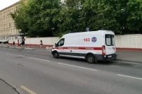При возгорании автомобиля в Петербурге погиб человек