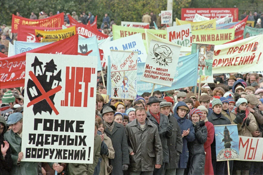 Рождение перестройки: от надежд на лучшее до пустых полок