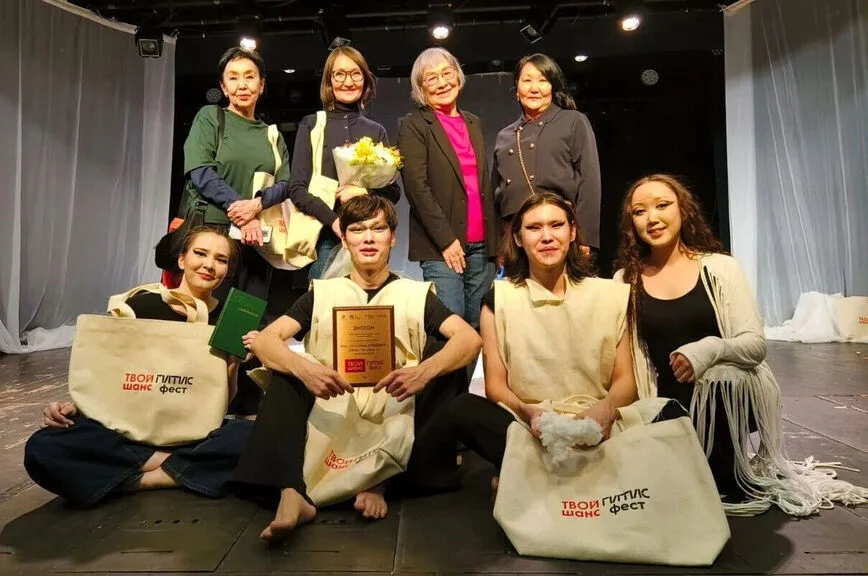 Три эпоса, четыре языка