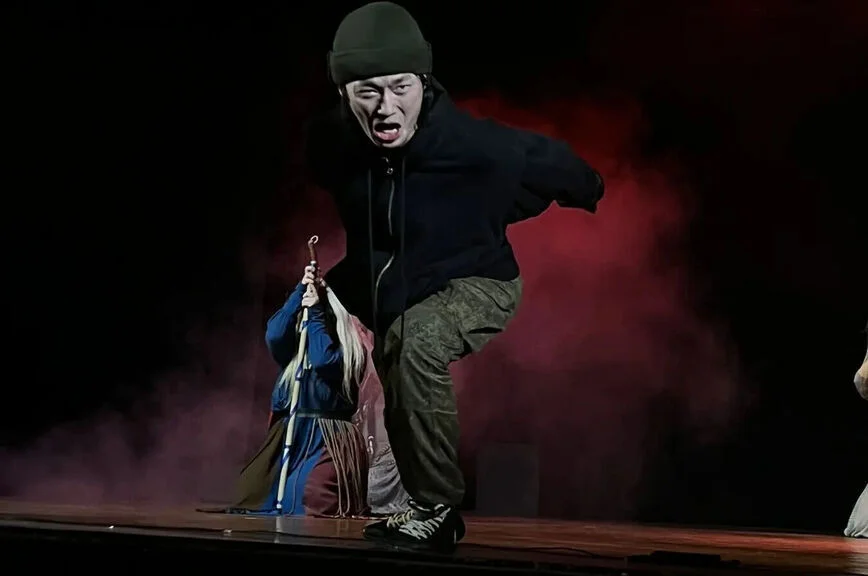 Три эпоса, четыре языка