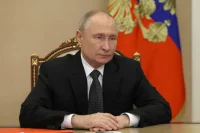 Ушаков: Путин 31 августа встретится с председателем КНР Си Цзиньпином