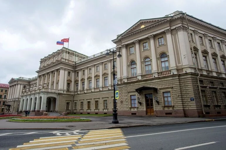 В программу патриотического воспитания в Петербурге включат материалы о геноциде