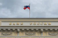 ЦБ на полгода сохранил ограничения на снятие наличной иностранной валюты