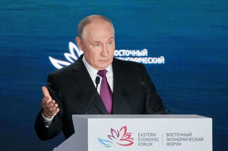 Путин призвал снимать бюрократические барьеры для бизнеса на Дальнем Востоке