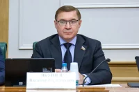 Сенатор Якушев оценил строительство станции переливания крови в Сургуте
