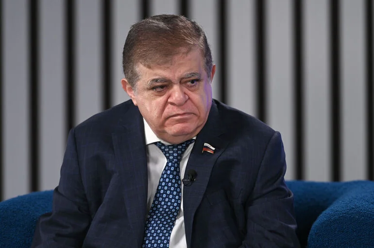 Сенатор Джабаров: Уиткофф и Кушнер могут получить предложение России по Украине