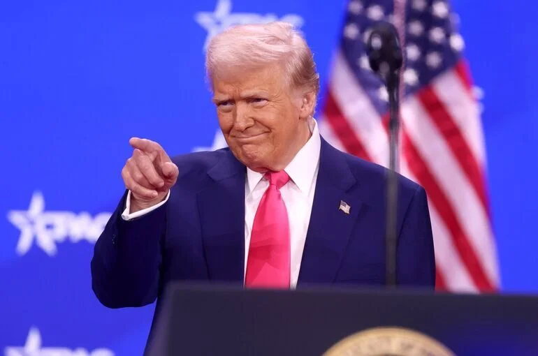 Трамп репостнул статью о выдаче Украине лицензии на выпуск ракет Patriot