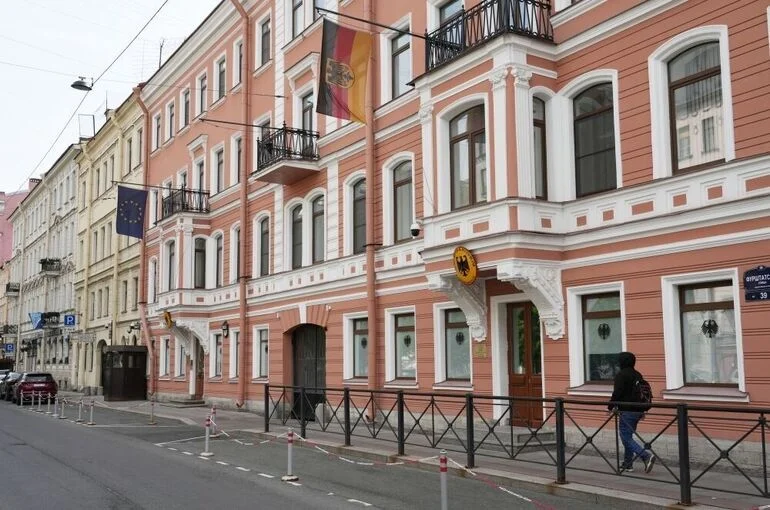 Россия отзывает согласие на работу генконсульства ФРГ в Петербурге