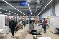 Эксперт назвал причины возвращения россиян в ТЦ