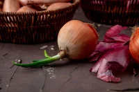 Лук — от семи недуг: так ли это на самом деле