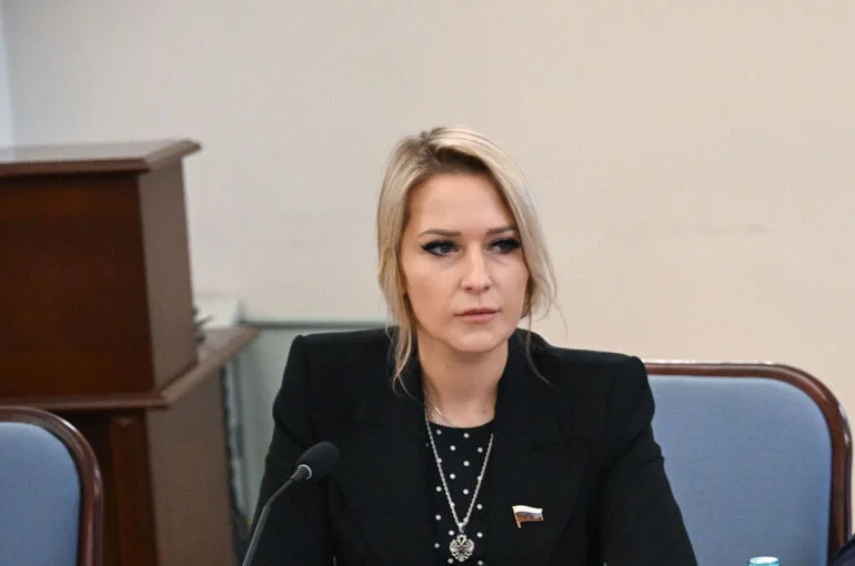 Лантратова рассказала о льготах и социальных услугах для пенсионеров