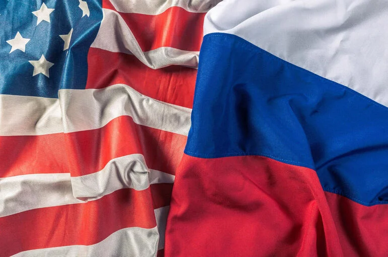 Политолог считает, что Россия и США могут сдержать Европу через работу с ООН